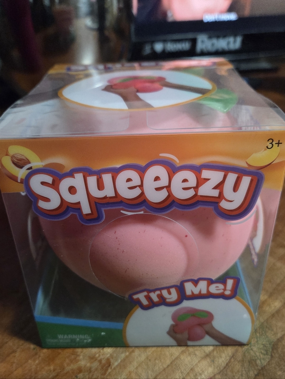 Squeezy Squishy Jumbo Peach Toy
